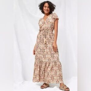 AE Tiered Maxi Dress V-Neck Dropped Short Sleeve Tie Waist Ditsy Floral Print L